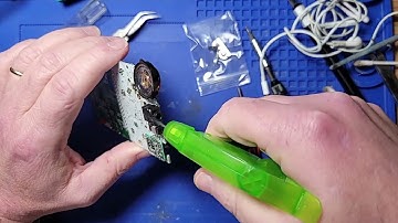 Trying to Fix a Gameboy Pocket