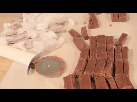 וִידֵאוֹ: איך מכינים טופי שוקולד בבית
