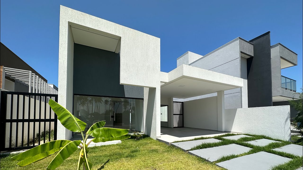 Belíssima casa térrea em condomínio a 50 metros da lagoa com 225m2