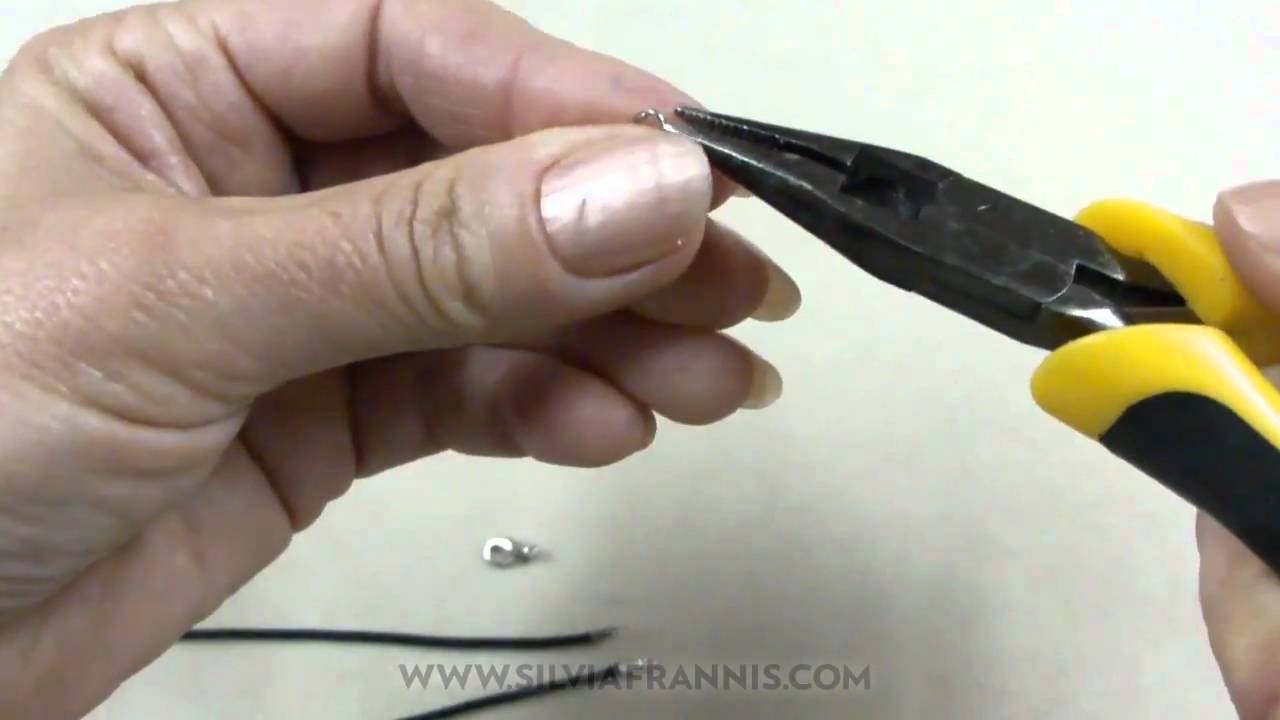 06 Terminales y anillas. (Silvia Frannis)