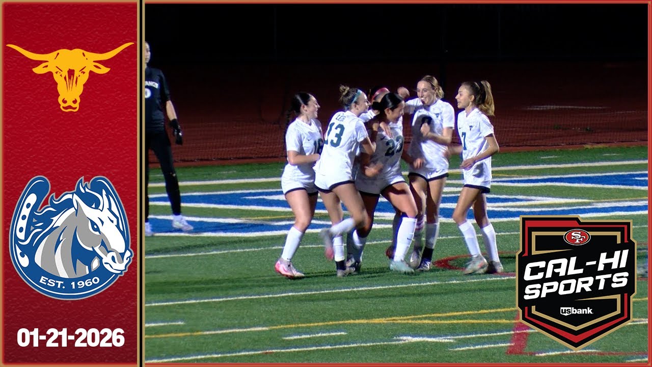 Ли на матче женской футбольной команды Pioneer | Основные моменты (21.01.2026)