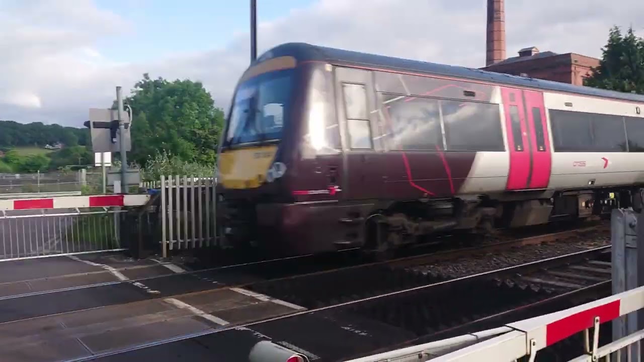 45 Minutes at Clay Mills Junction crossing, Burton upon Trent. 09/06/2022