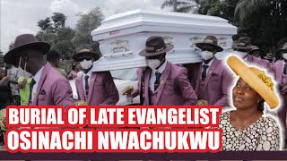 Der Moment, als Osinachi Nwachukwu begraben wurde – Beerdigung des verstorbenen Ekwueme-Sängers