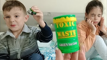 😱🫣Dünyanın en Ekşi Şekeri Yedik🫣😱 Toxic Waste ve LikeışıklarTv 🤣