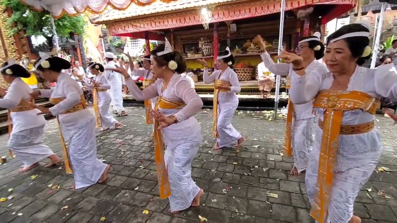 Jumat, 25-7-2025, Tari Rejang Titi Mah Mah, (Puncak Karya Atma Wedana) Di @GRDSB - Pds.