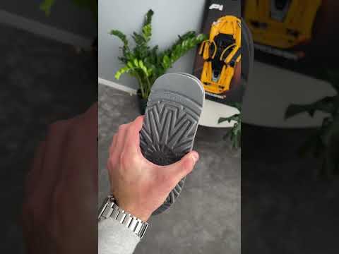 Женские зимние ботинки Ugg Tazz Sock серые, видео 1