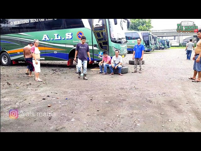 Seperti ini Kegiatan sehari-hari Crew ALS kalau sedang istirahat di Pool ujung  Medan class=