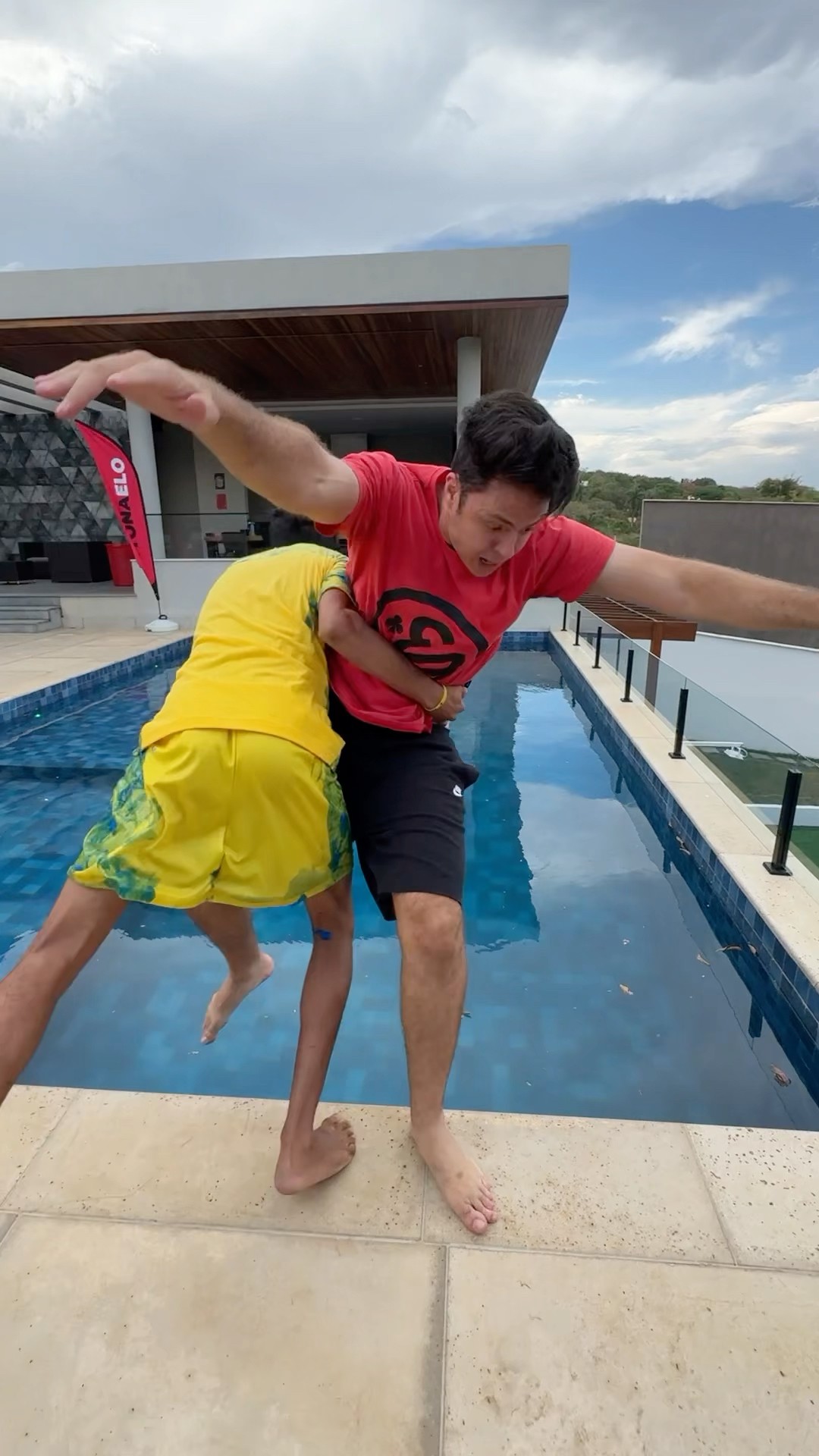 QUEM VOCÊ PREFERE FT. YOUTUBERS! #shorts