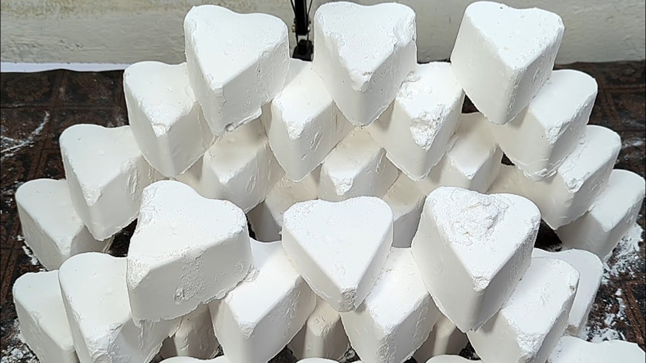 Loud and Satisfying Soda Block Crushes for Relaxation