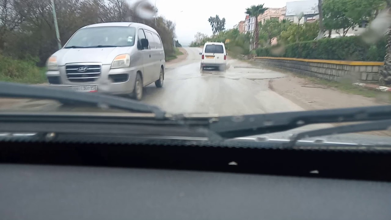 الحجر الصحي المنزلي في قسنطينة ...من مذخل السمارة إلى نهاية حريشة عمار ..حركة شبه منعدمة و هدوء يسود