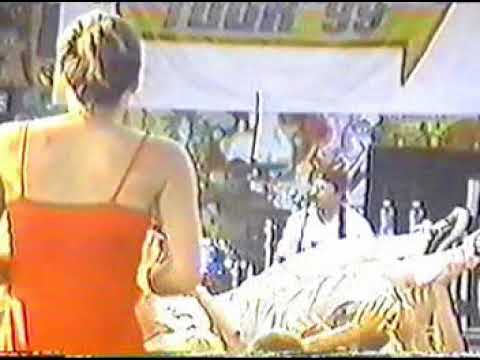 Blink 182 - 05  Aliens Exist - Live Warped Tour 1999