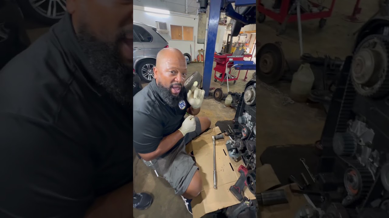 Как совместить метки ГРМ на Volvo, если звездочки распределительного вала смещаются во время уста...