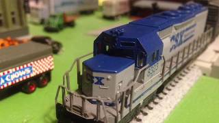 N scale Kato SD40 CSX cleaning