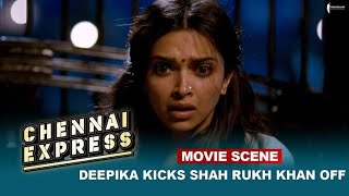 Antakshari In Train | Movie Scene | Chennai Express | Shah Rukh Khan | A Film By Rohit Shetty Resimi