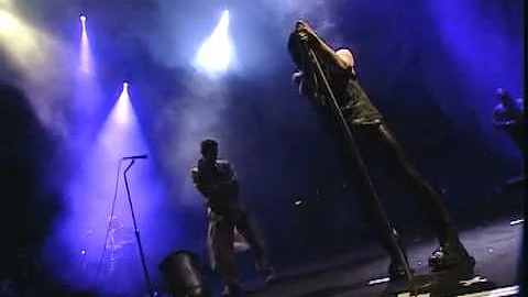 Trent Reznor. David Bowie. Hurt (1994)