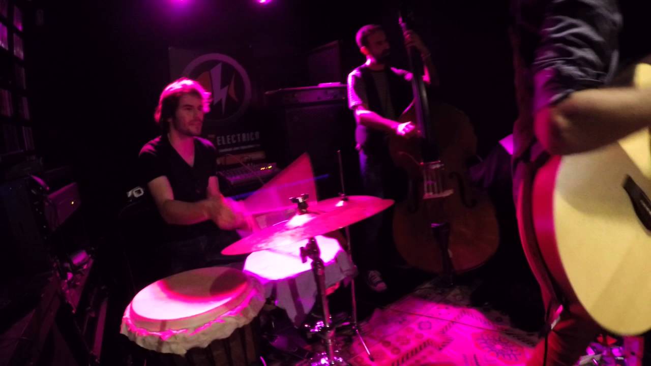 2015 filmleri Haz lo que tengas que hacer - Kike Calzada - 28/11/15