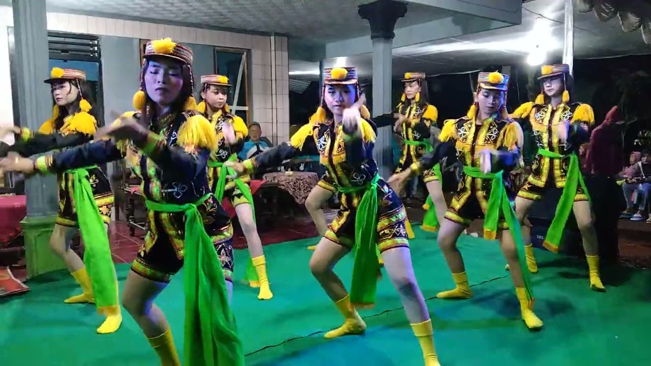 Tari Pambuko !! Dolalak Putri Langen Sari Live  Desa Kaligono,Kaligesing