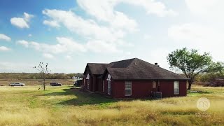 Oprah helps mentor Chip and Joanna Gaines