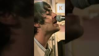 Oasis - Live Forever (Virgin Megastore 1995)