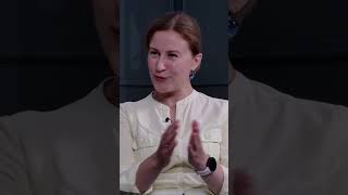 Жити в мирі – це для людства аномалія. Лариса Осадча.