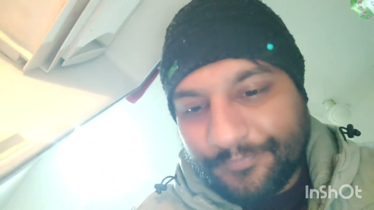 Aaj Maine banaya sardi mein garam garam besan ke Chile 🍪🧆🥕🫑😋