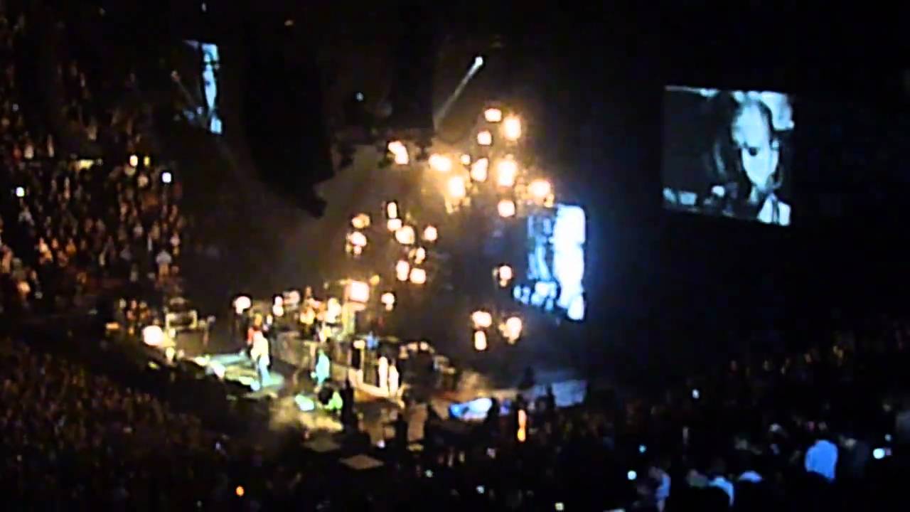 Use somebody Kings of Leon MSG 2010