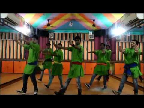 tung-tung-baje-|-singh-is-bliing-|-step2step-dance-studio