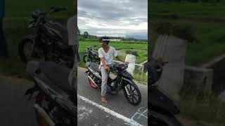 Download Lagu karisma drag style@ MP3