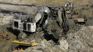 Above the Giant: Liebherr R9350 Loads Overburden Material into Komatsu HD785 & Caterpillar 777