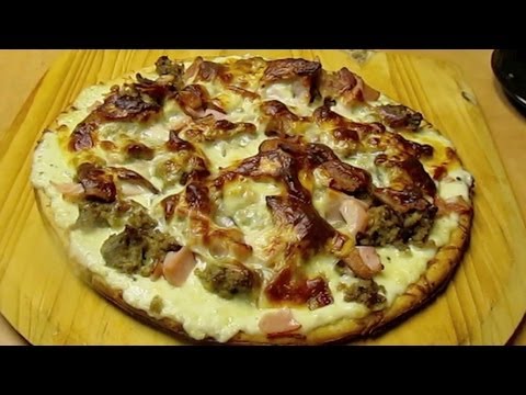 Pizza with White Parmesan Sauce with Michael's Home Cooking