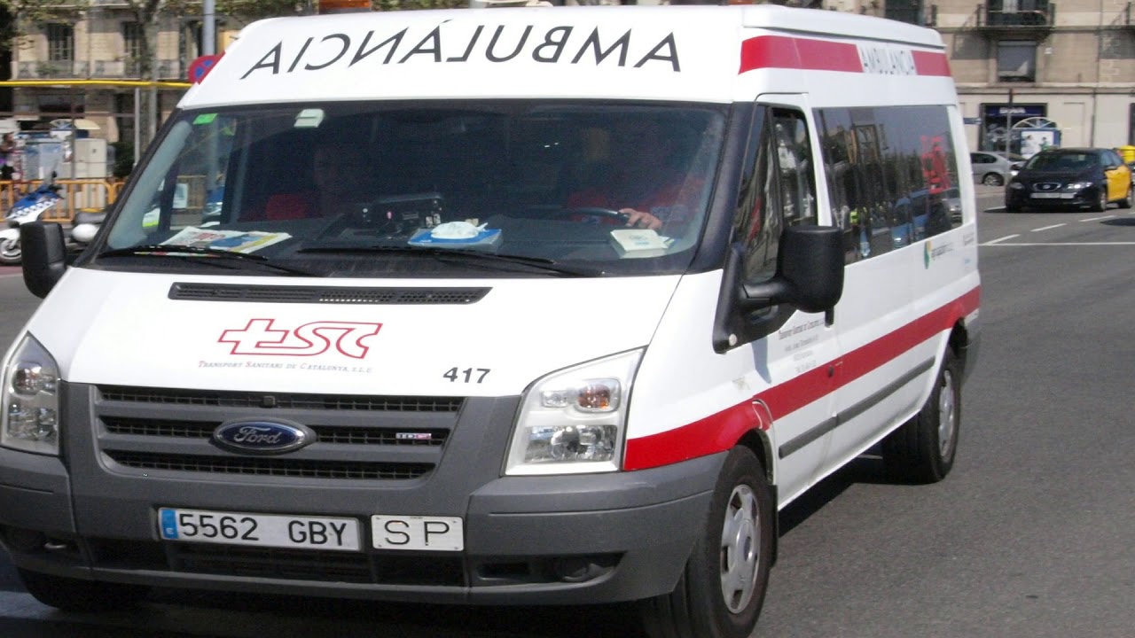 Por qué ambulancia se escribe al revés? 🚑🚓🚒 experimento - YouTube