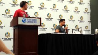 Manu Bennett Tells A Very Personal Story At Wizard World Richmond