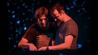 Famous Sasha and Hernan Cattaneo - Live at Moonpark - 05-04-2003 (Part 3) Net Worth