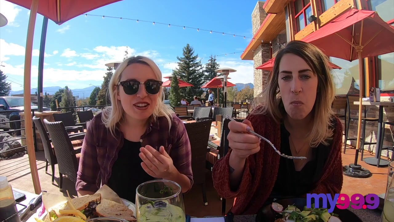 Lindsey's List: Lazy Dog Restaurant & Bar