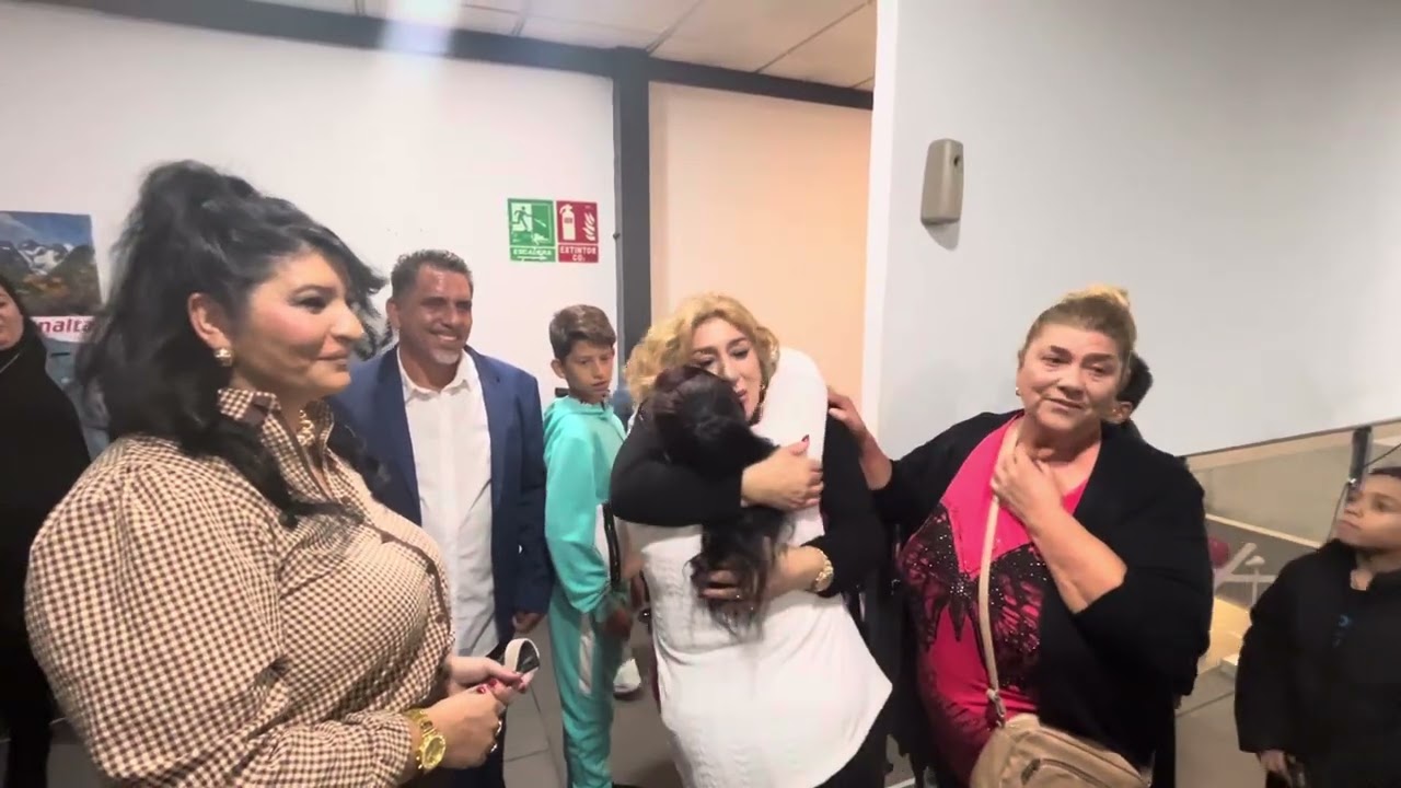 Recibimiento de nuestro pastor de su cumpleaños k Dios le siga utilizando 🙌🏼