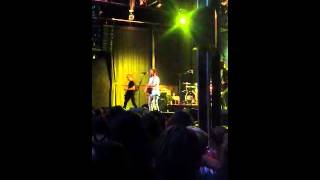 Bastian Baker "You're the one" - live Geneva 2012