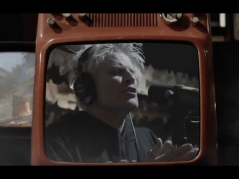 Econoline Crush - Get Out Of The Way (Teaser)