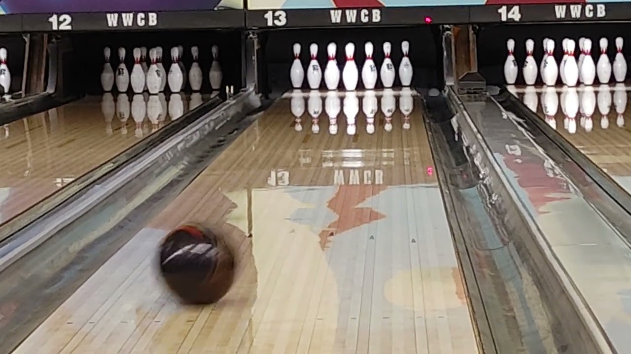 900 Global Zen Gold Label Bowling Ball with Shaun Ciesielski 