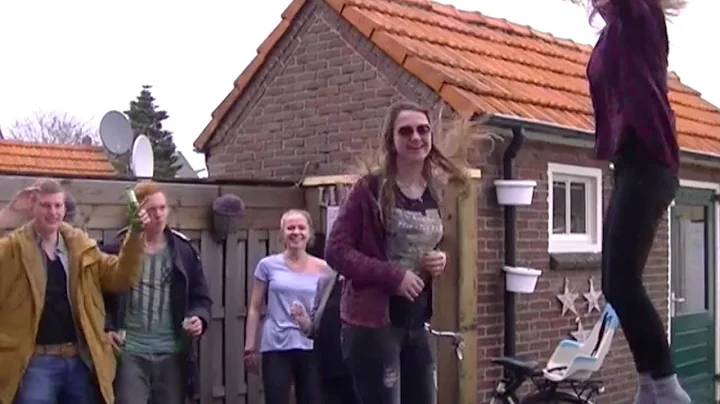 Lip Dub EMW1VD1 03-2015