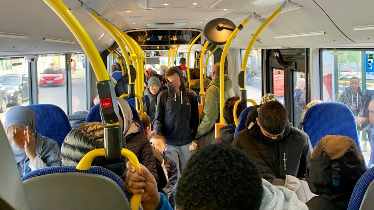 Sweden - Stockholm | Night Bus 607 ride from Sollentuna to Danderyd Sjukhus