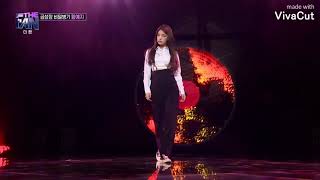 YEJi pop dance mirror