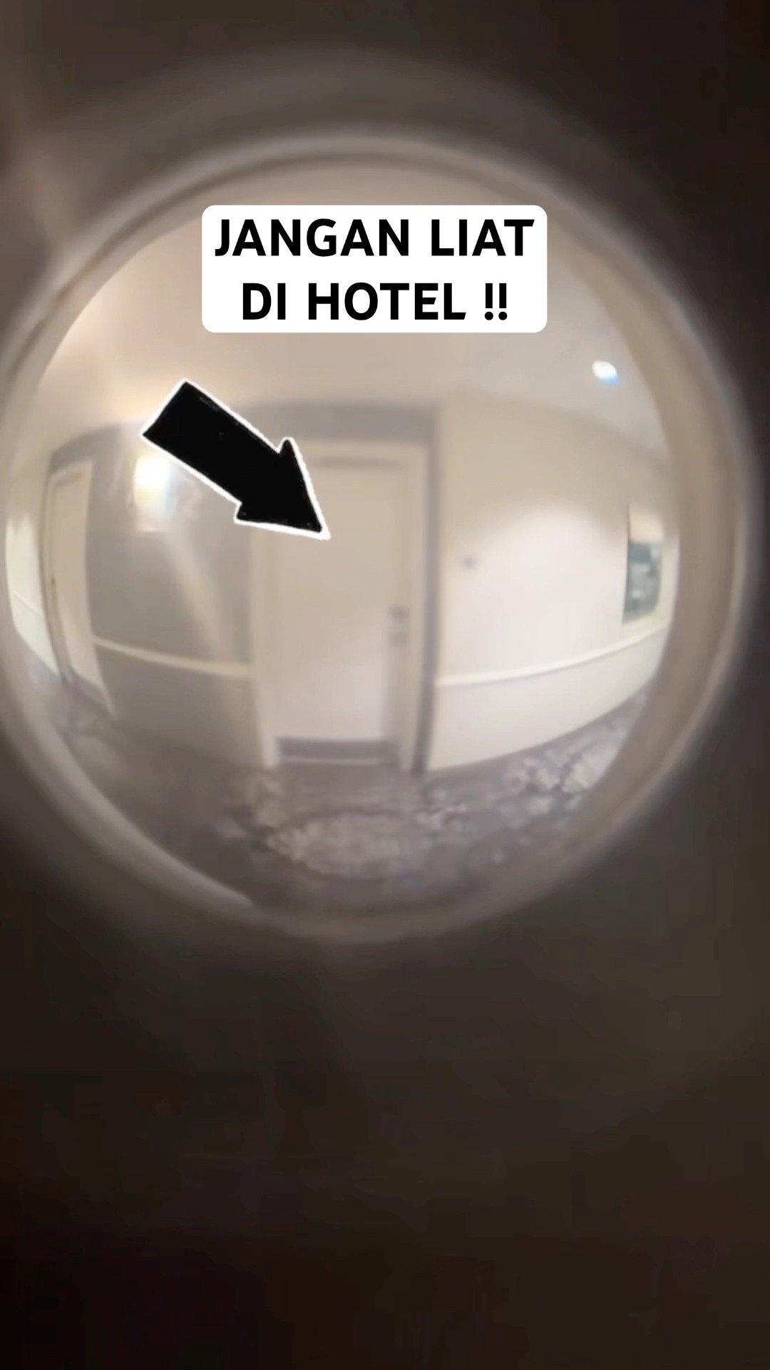 JANGAN LIAT DI HOTEL!