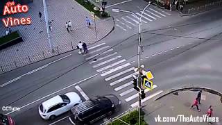 The Auto Vine №25