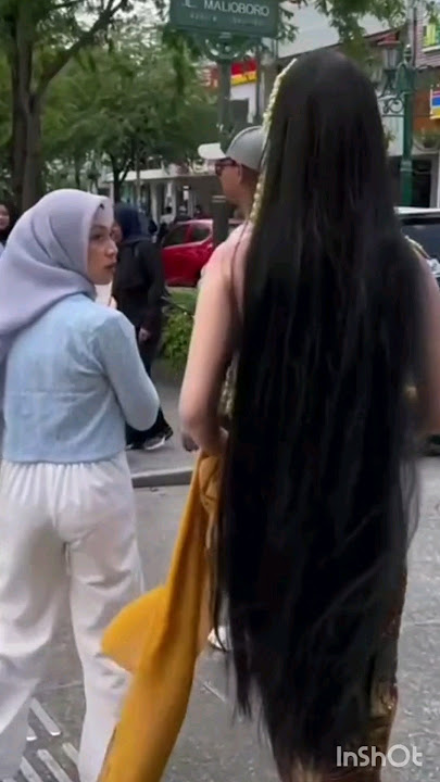 WANITA CANTIK MIRIP NYI RORO KIDUL, BIKIN HEBOH WISAWATAN MALIOBORO JOGJA. #nyirorokidul #jogja