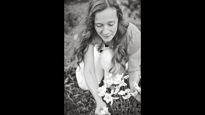 Plant Communication with Herbalist Julia Graves