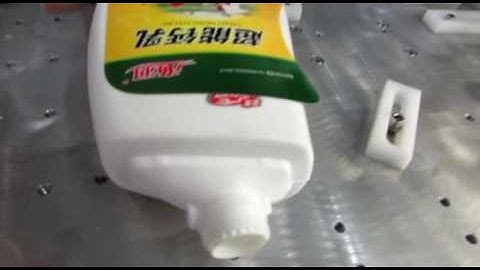 FK616 Semi Auto Flat Bottle Labeling Machine