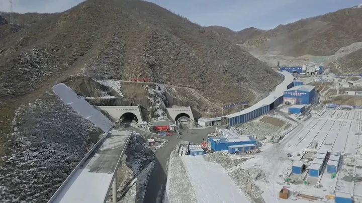 Construction of extra-long tunnel serving Beijing 2022 Olympics forges ahead