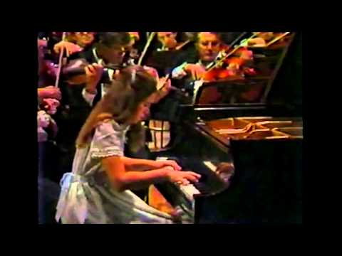 Part 1: The 11 year-old Gabriela Montero plays the Grieg Piano Concerto, 1st movement.