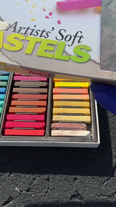 Bluey & Bingo Christmas chalk art! 💙🎄 | Bluey #ytshorts