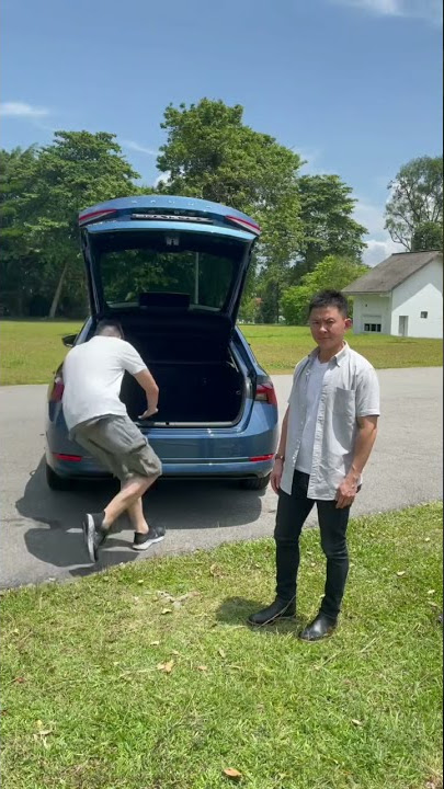 ŠKODA Octavia Boot Test (Featuring Jon) #shorts